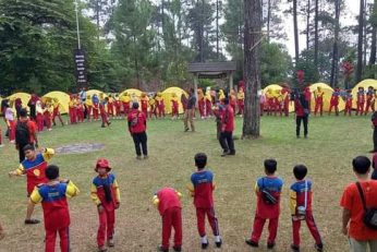 Sekolah Kreatif Baratajaya Menggelar Science Camp