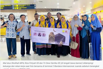 Sekolah Kreatif SD Muhammadiyah Baratajaya Beri Apresiasi Tiga Gukar dengan Umrah