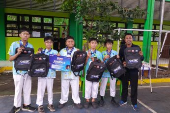 Keren dan Istimewa! Tim E-Sport Sekolah Kreatif Baratajaya Harumkan Nama Sekolah